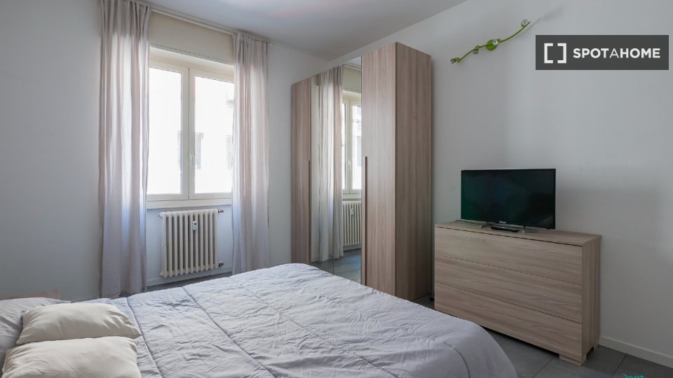 Double room Milan, 12 beds — photo 11