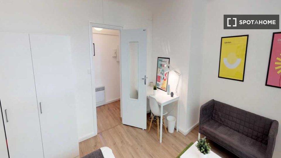 Double room Montpellier, 5 beds, 90m² — photo 11