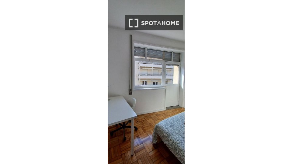 Double room Porto, 5 beds, 180m² — photo 16