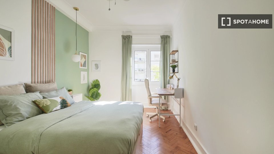 Double room Lisbon, 6 beds — photo 2