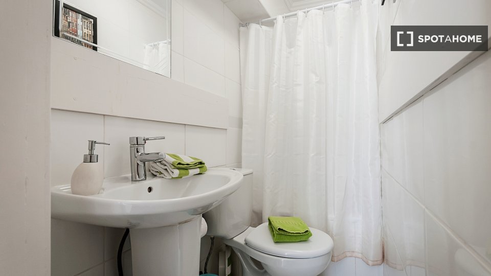 Apartment mono Lisbon, 45m² — photo 7