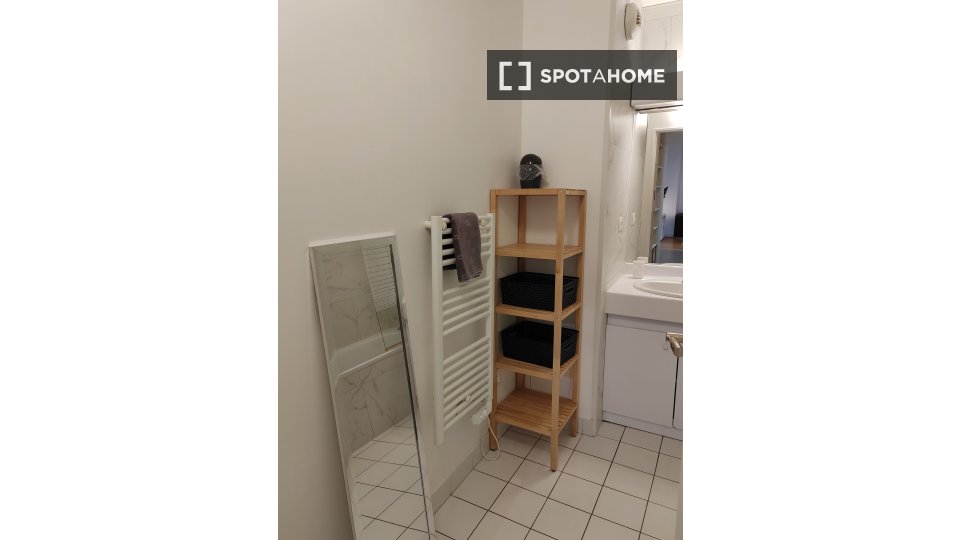 Apartment Lyon, 2 beds, 65m² — photo 5