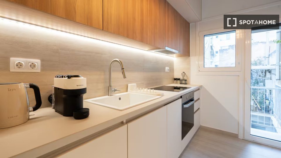 Apartment Athens, 2 beds — photo 5