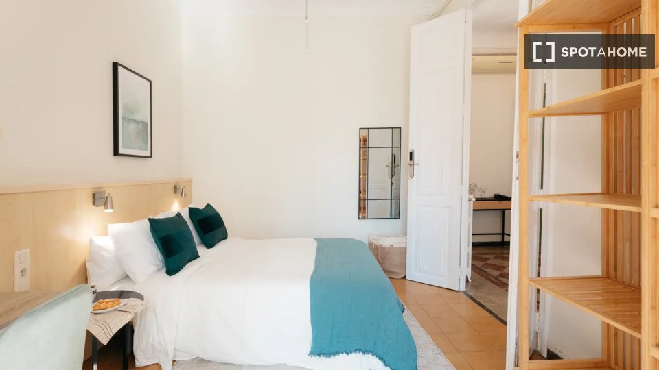 Double room Valencia, 8 beds — photo 12