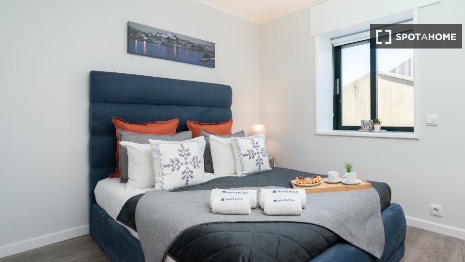 Apartment Porto, 4 beds, 120m² — photo 7
