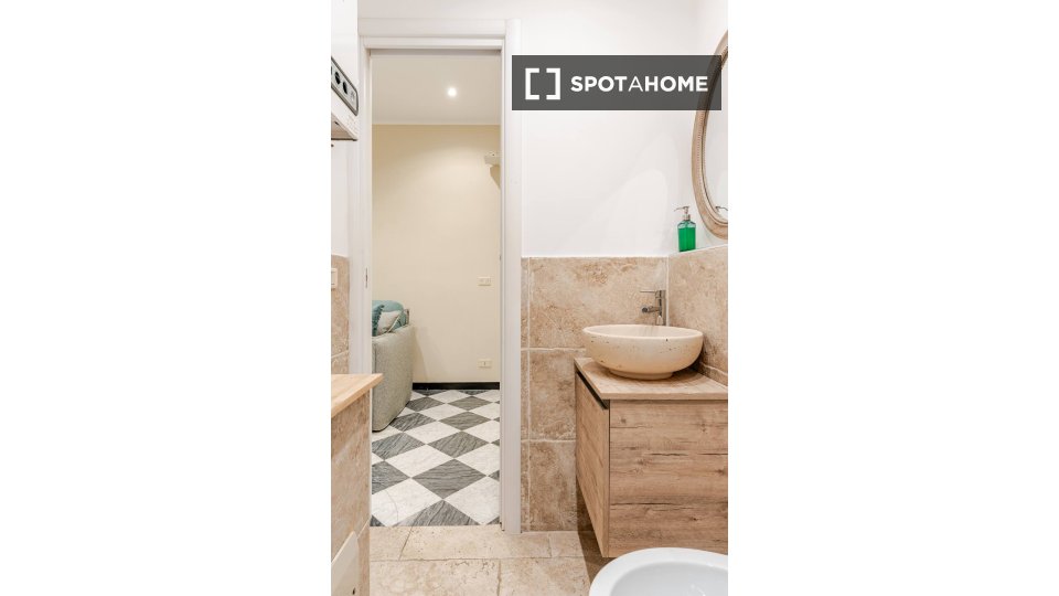 Apartment Genoa, 1 bed — photo 1