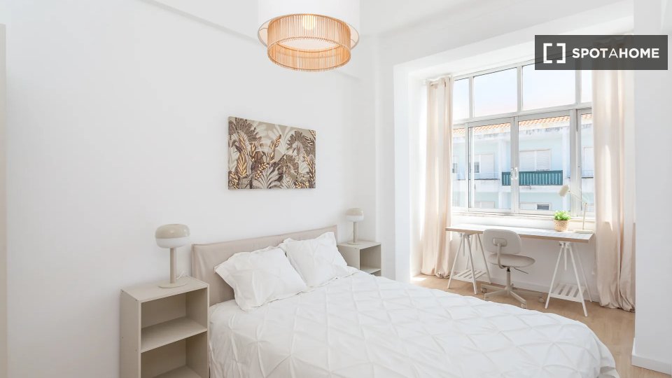 Double room Lisbon, 5 beds — photo 10