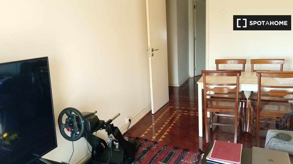 Apartment Lisbon, 2 beds — photo 8