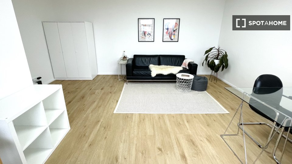 Apartment Berlin, 2 beds, 47m² — photo 13