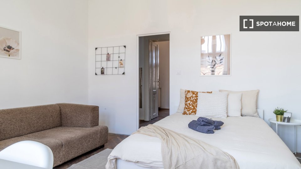 Double room Budapest, 3 beds — photo 13