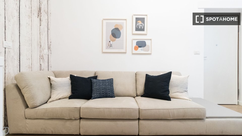 Apartment Milan, 2 beds, 62m² — photo 6