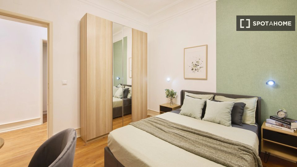 Double room Lisbon, 6 beds — photo 2