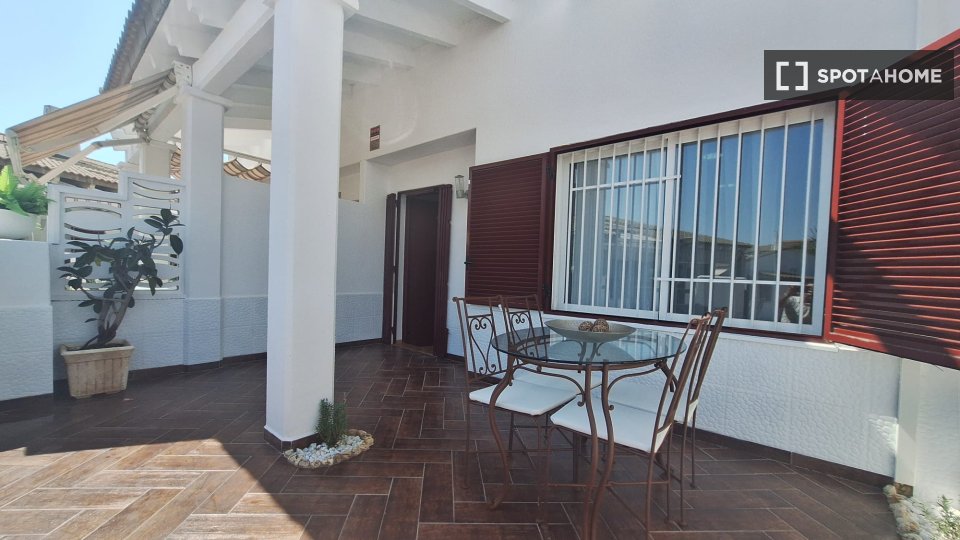 Apartment Valencia, 2 beds, 115m² — photo 18
