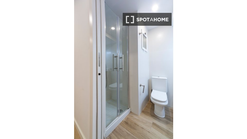 Apartment Valencia, 3 beds, 75m² — photo 13