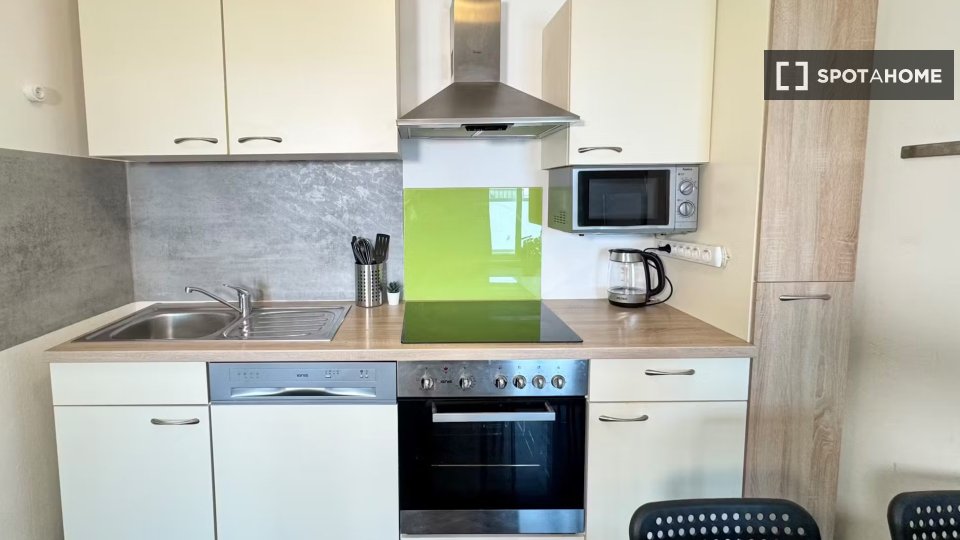 Double room Vienna, 3 beds, 48m² — photo 11