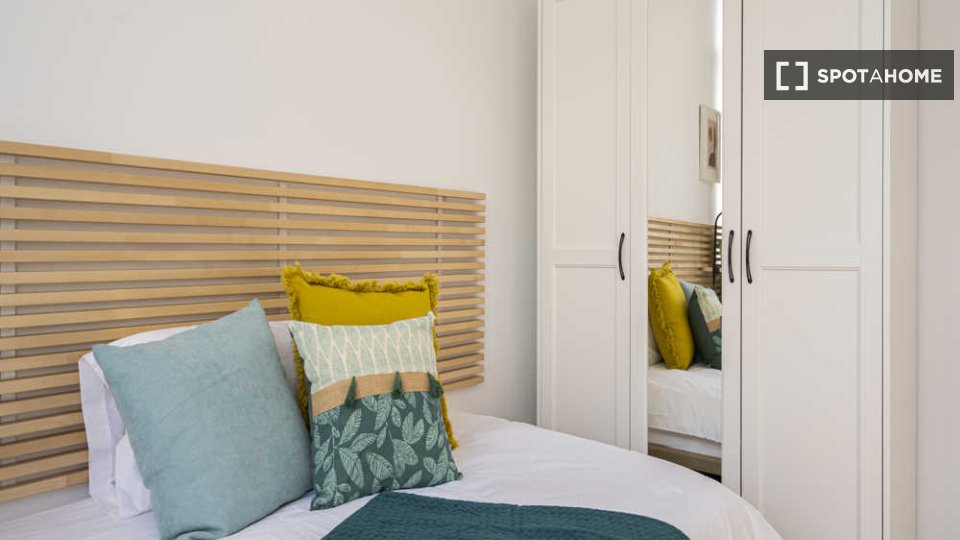 Double room Madrid, 12 beds — photo 65