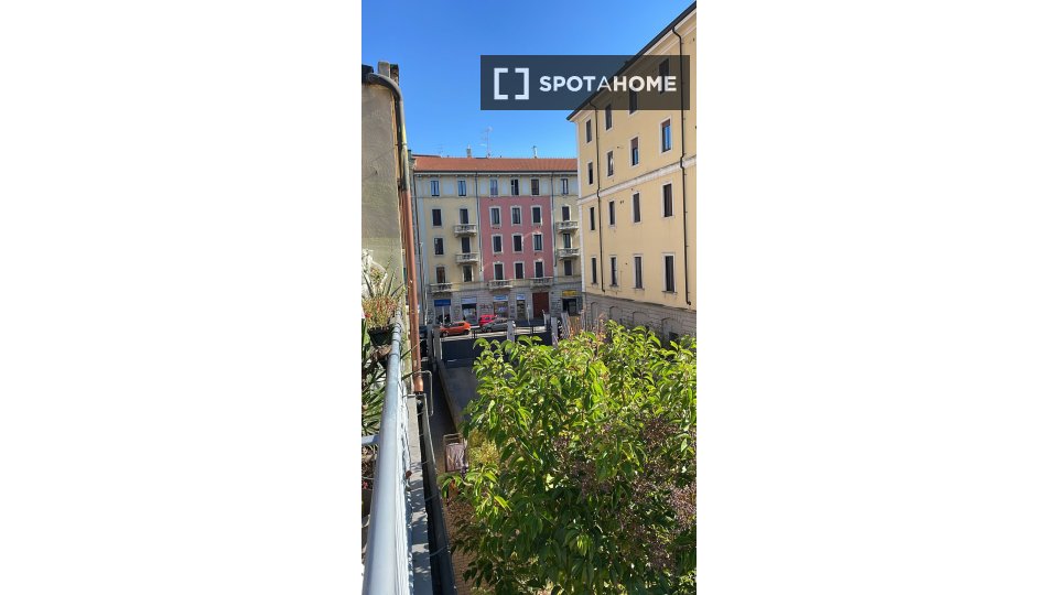 Double room Milan, 2 beds, 77m² — photo 18