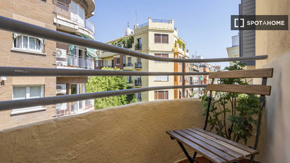 Double room Madrid, 4 beds, 70m² — photo 53