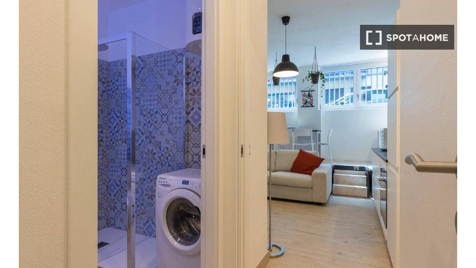 Apartment Milan, 1 bed, 38m² — photo 17