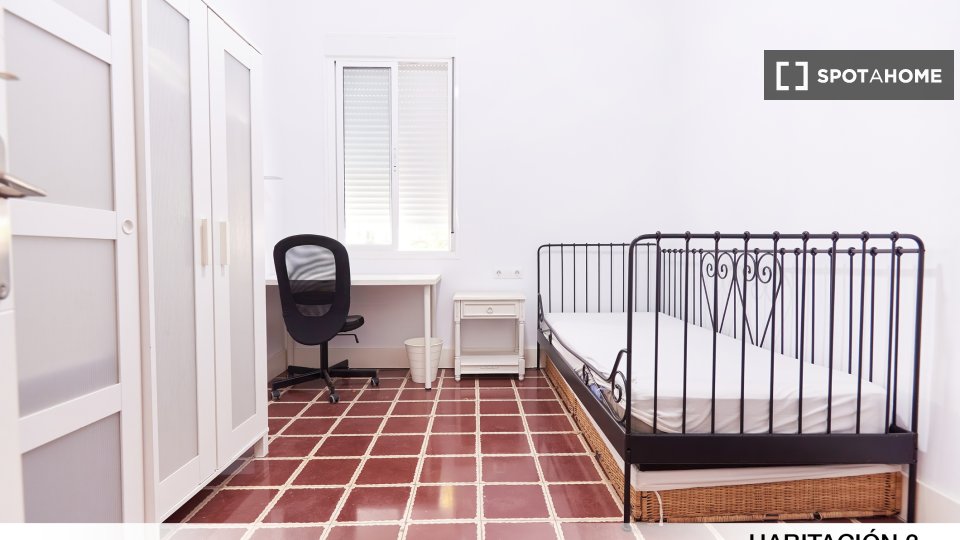 Double room Seville, 5 beds — photo 62