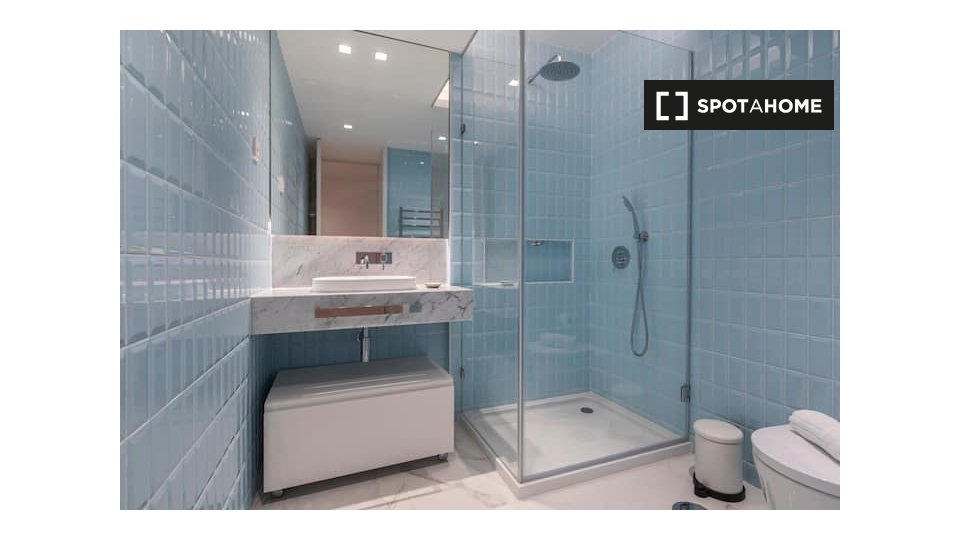 Apartment Lisbon, 2 beds — photo 16