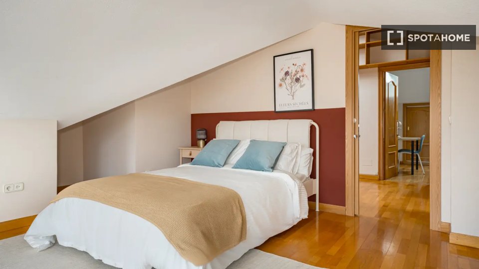 Double room Madrid, 10 beds — photo 5
