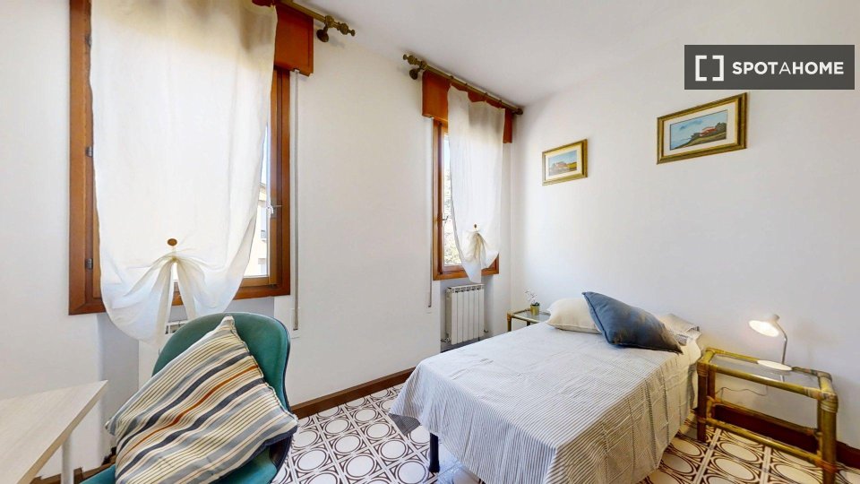 Double room Padua, 3 beds — photo 6
