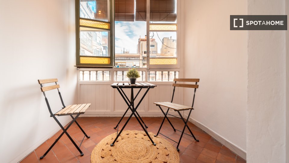 Double room Barcelona, 7 beds, 200m² — photo 6