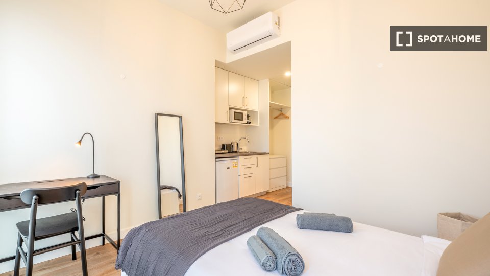 Apartment mono Lisbon, 14m² — photo 10