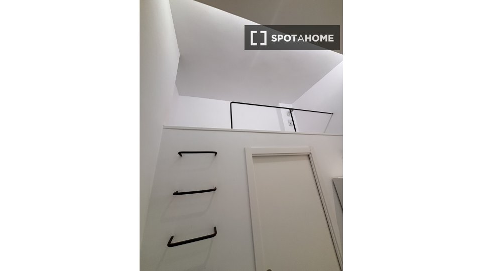 Apartment Madrid, 1 bed, 21m² — photo 6