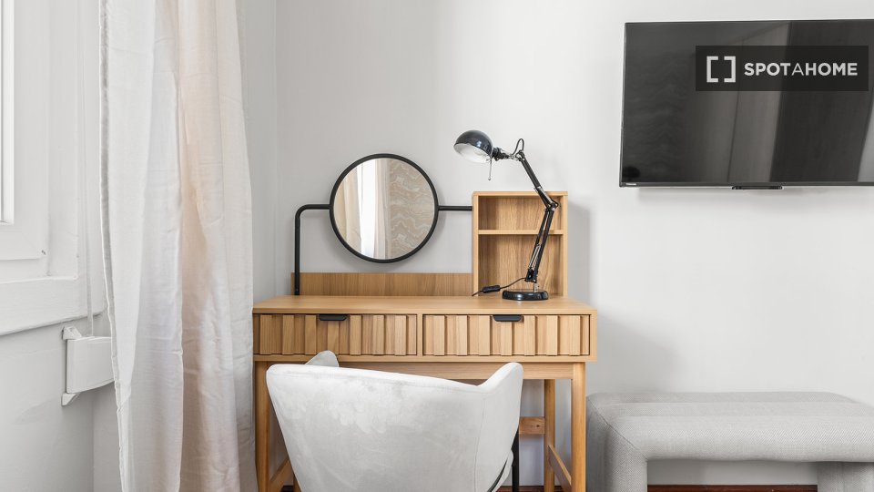 Double room Lisbon, 8 beds — photo 21