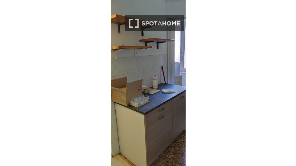Double room Naples, 5 beds, 120m² — photo 10