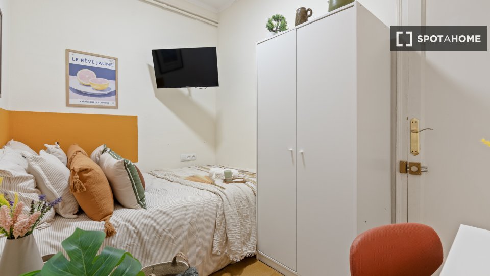 Double room Barcelona, 8 beds, 150m² — photo 26