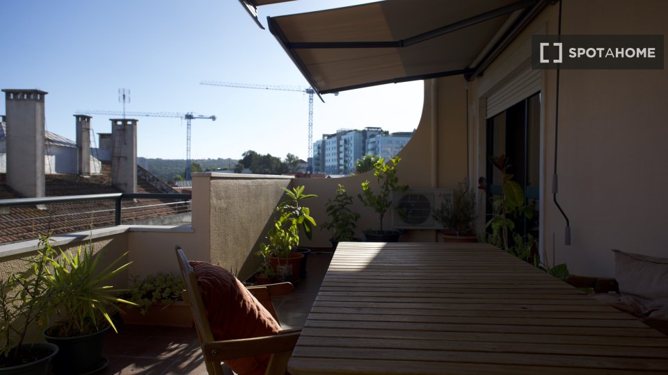 Apartment Lisbon, 1 bed, 60m² — photo 3