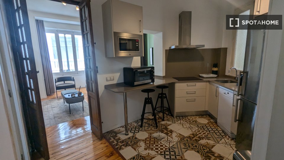 Apartment Madrid, 1 bed, 69m² — photo 4