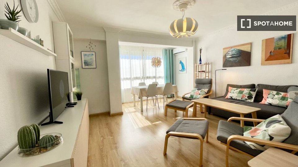 Apartment Valencia, 4 beds — photo 9