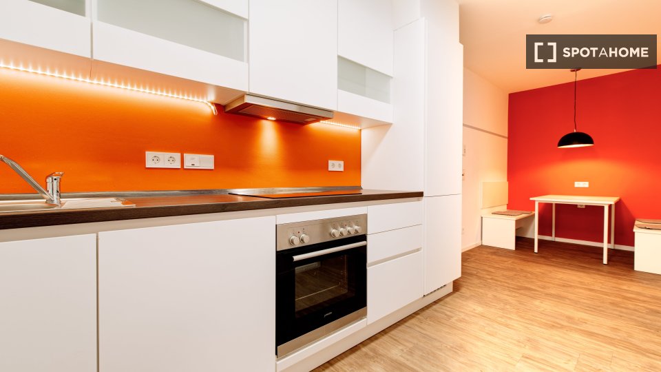 Double room Berlin, 3 beds, 36m² — photo 37