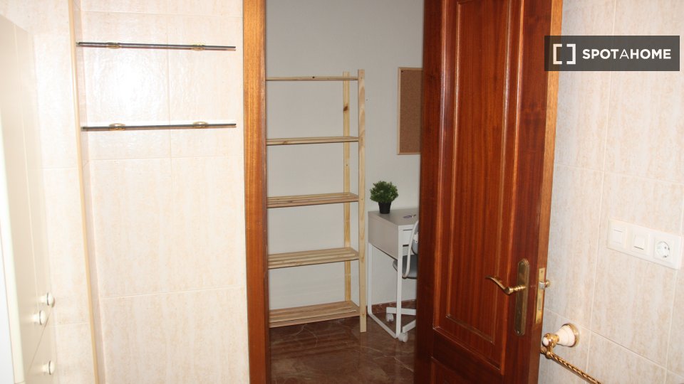 Double room Cordoba, 4 beds, 100m² — photo 13