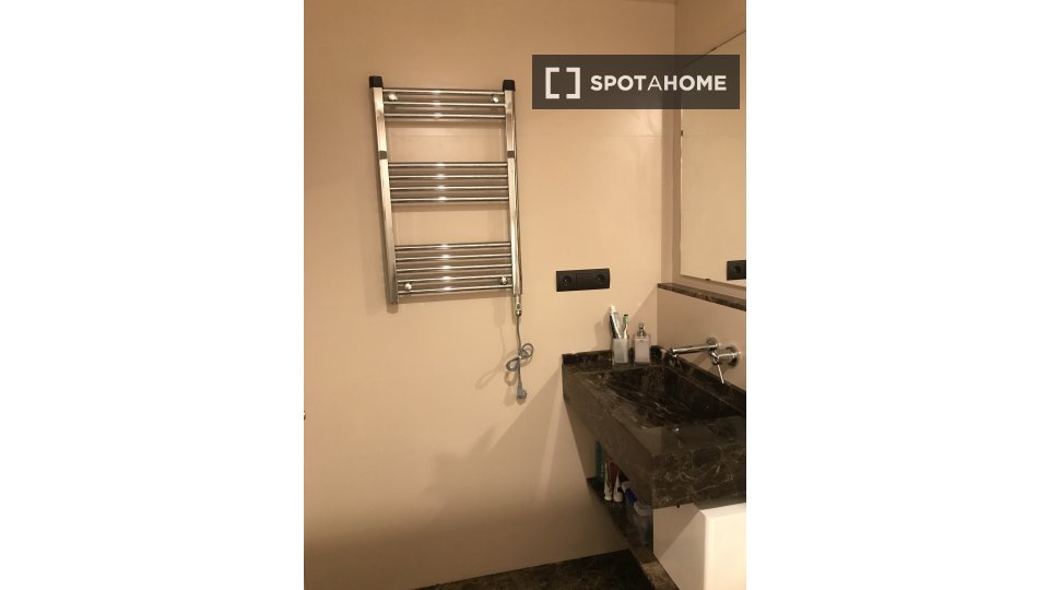 Double room Malaga, 2 beds, 76m² — photo 3