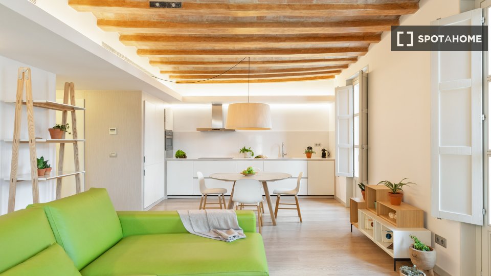 Apartment Barcelona, 2 beds, 69m² — photo 9