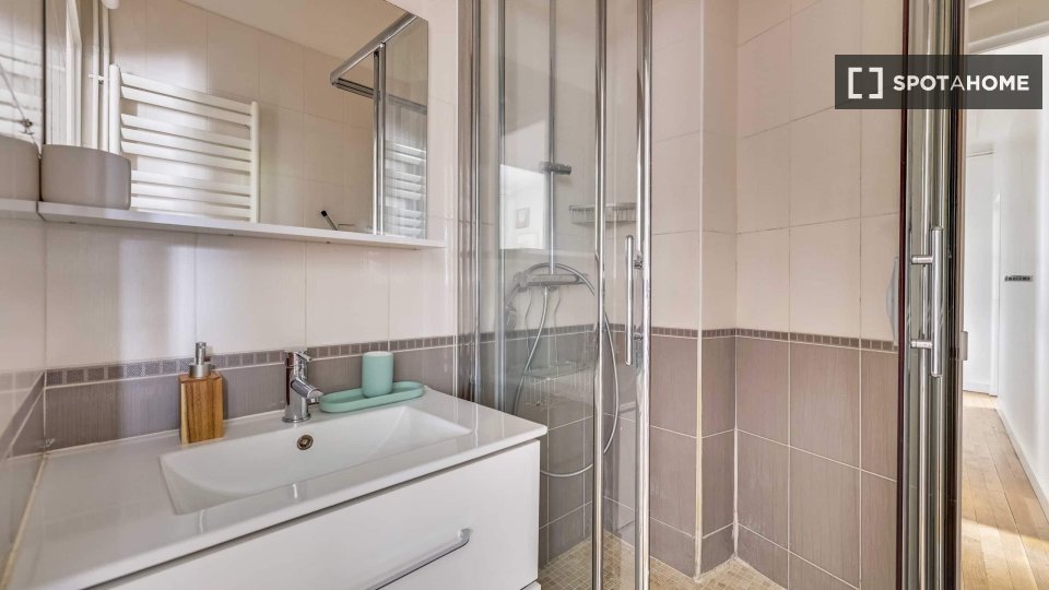Apartamento París, 2 habitaciones, 56m² — foto 9