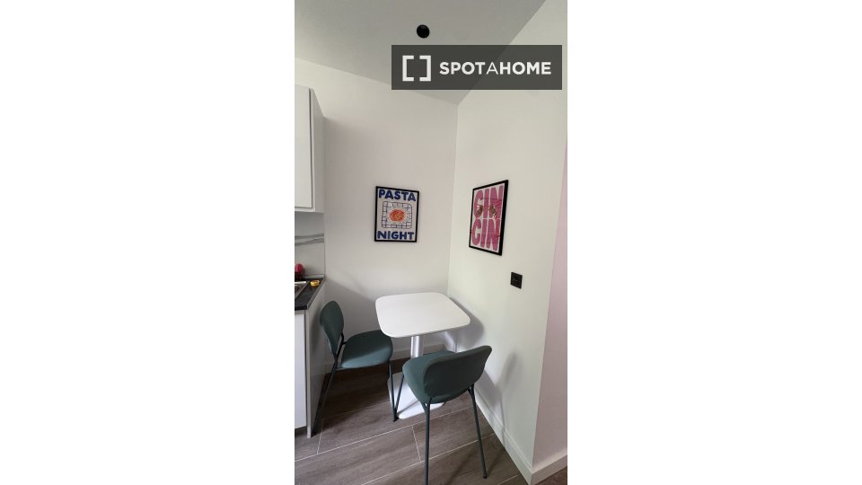 Apartment Madrid, 2 beds, 53m² — photo 7