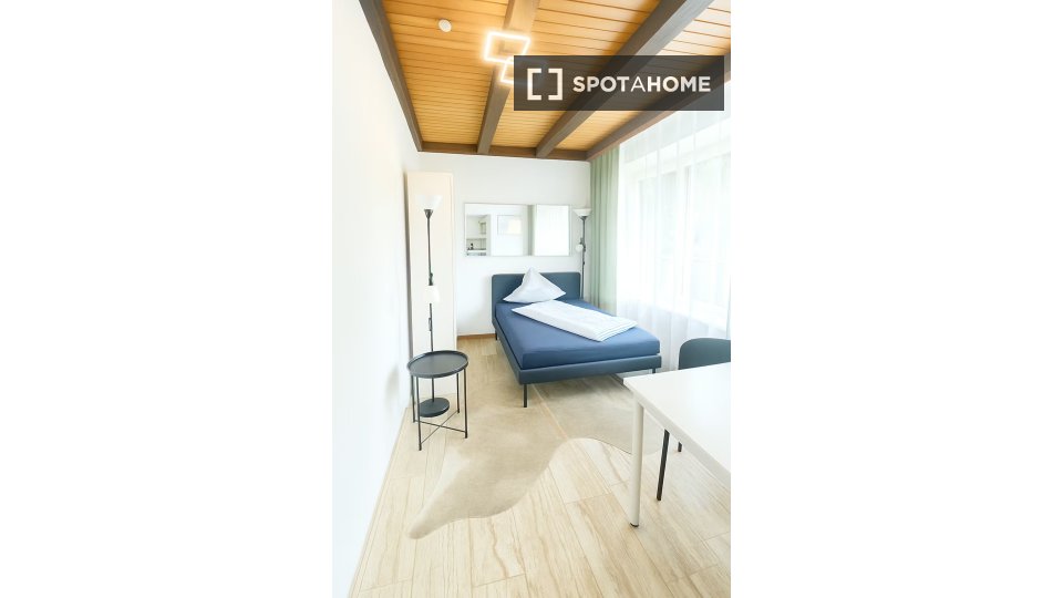 Apartment Munich, 6 beds — photo 12