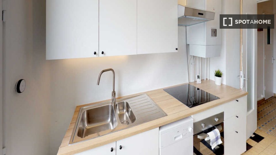Double room Lyon, 5 beds, 70m² — photo 14