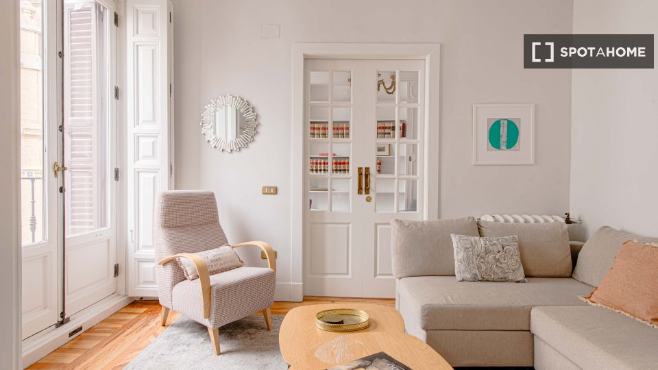 Apartment Madrid, 2 beds, 110m² — photo 1