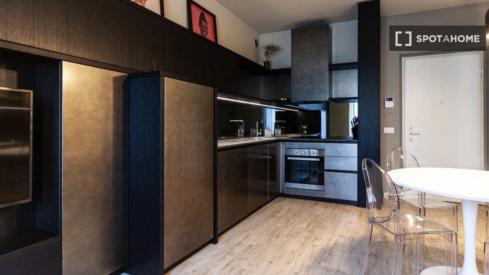 Apartment Milan, 1 bed, 49m² — photo 15