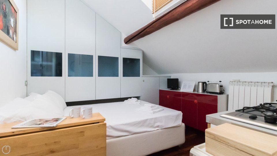 Apartment Milan, 1 bed, 20m² — photo 2