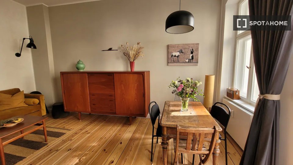 Apartment Berlin, 1 bed, 37m² — photo 1