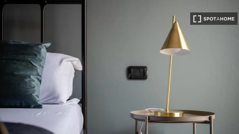 Apartment Milan, 2 beds — photo 16