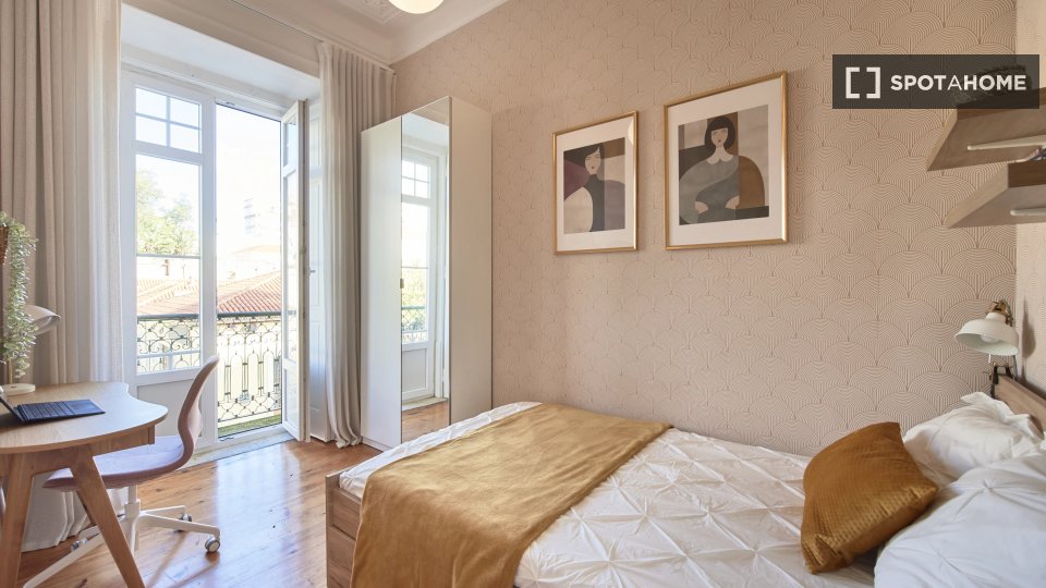 Double room Lisbon, 7 beds — photo 10